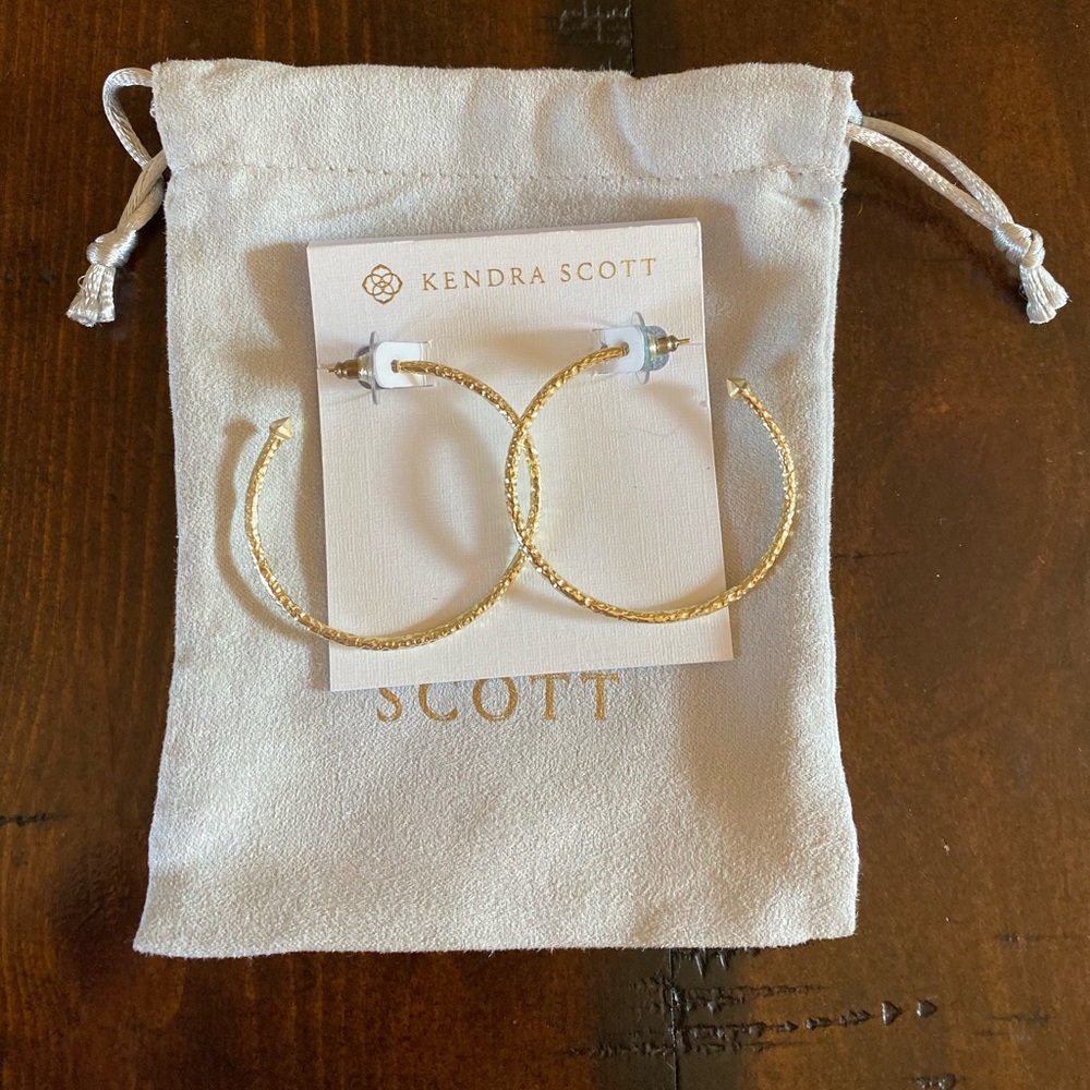 Kendra Scott Hammered gold hoop earrings